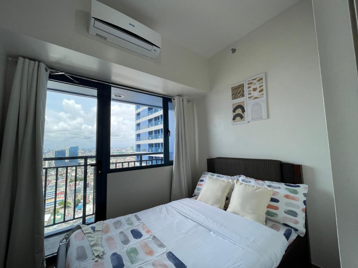 Air Residences Manila Esterno foto