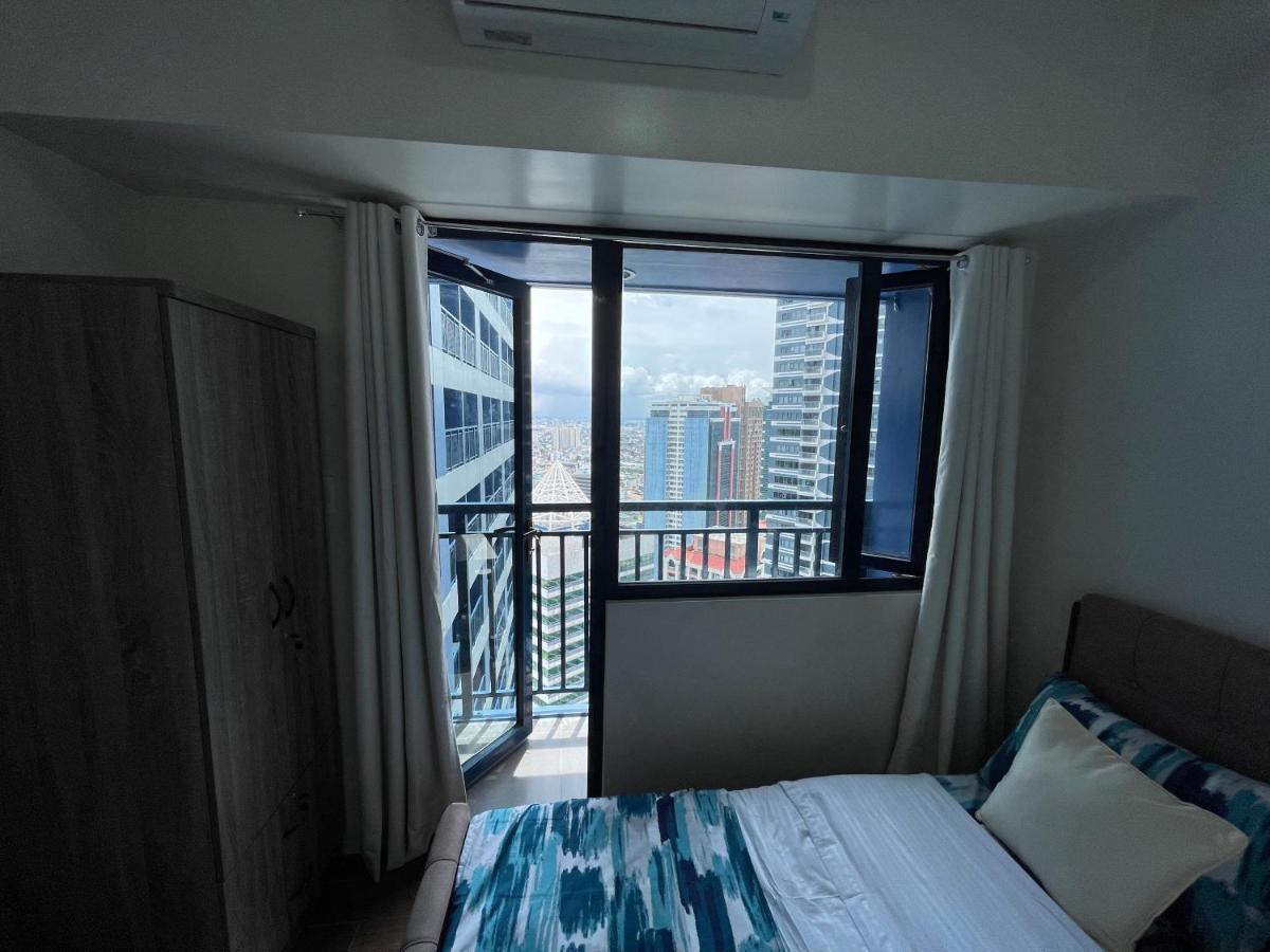 Air Residences Manila Esterno foto